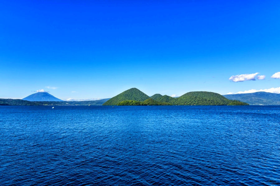 Hokkaido Private Charter | Toyako & Noboribetsu 10-Hour Tour