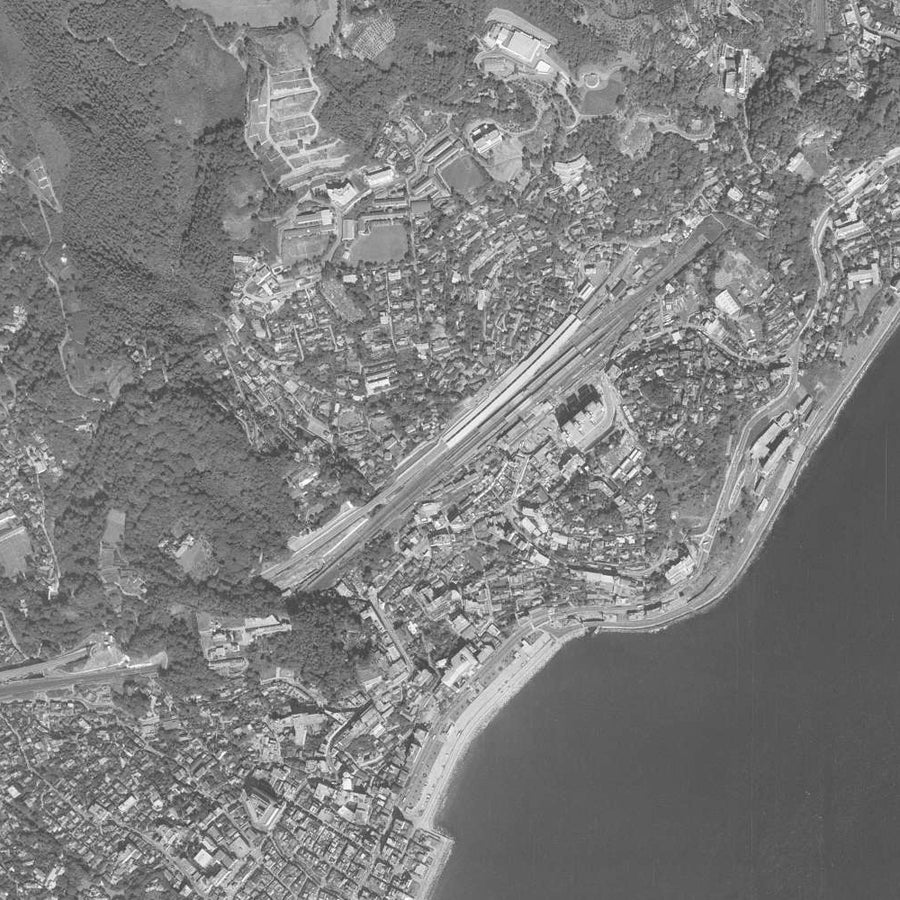 Atami Japan — LEDA TRIP