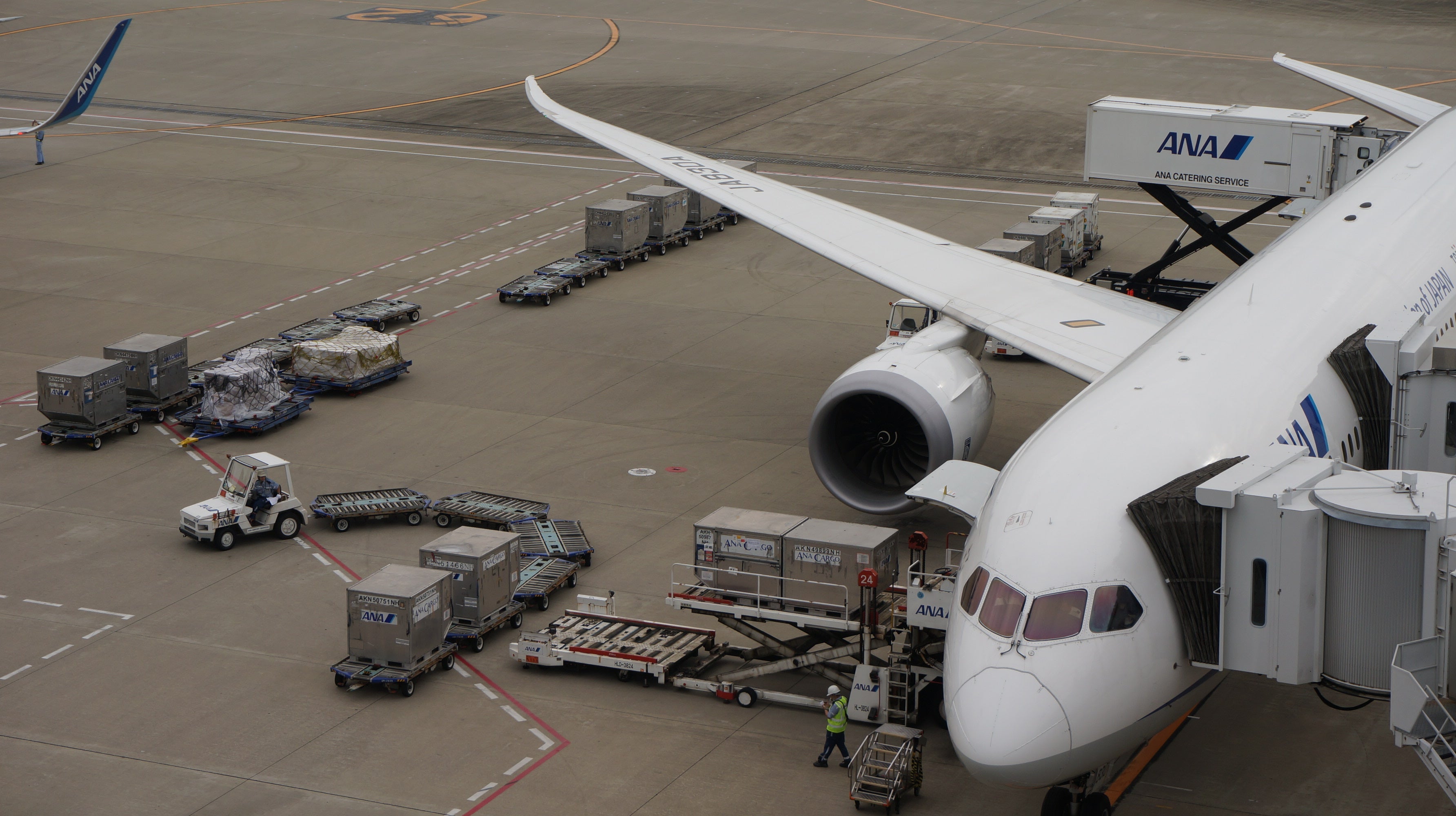 Haneda Airport — LEDA TRIP
